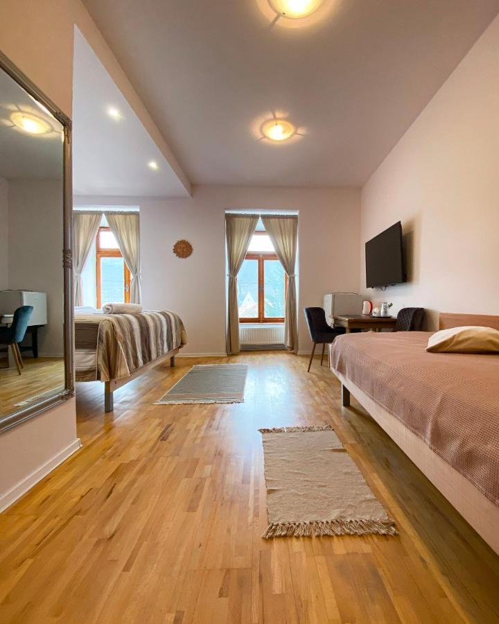 Bed & Breakfast Hugo Plesivec Eksteriør billede