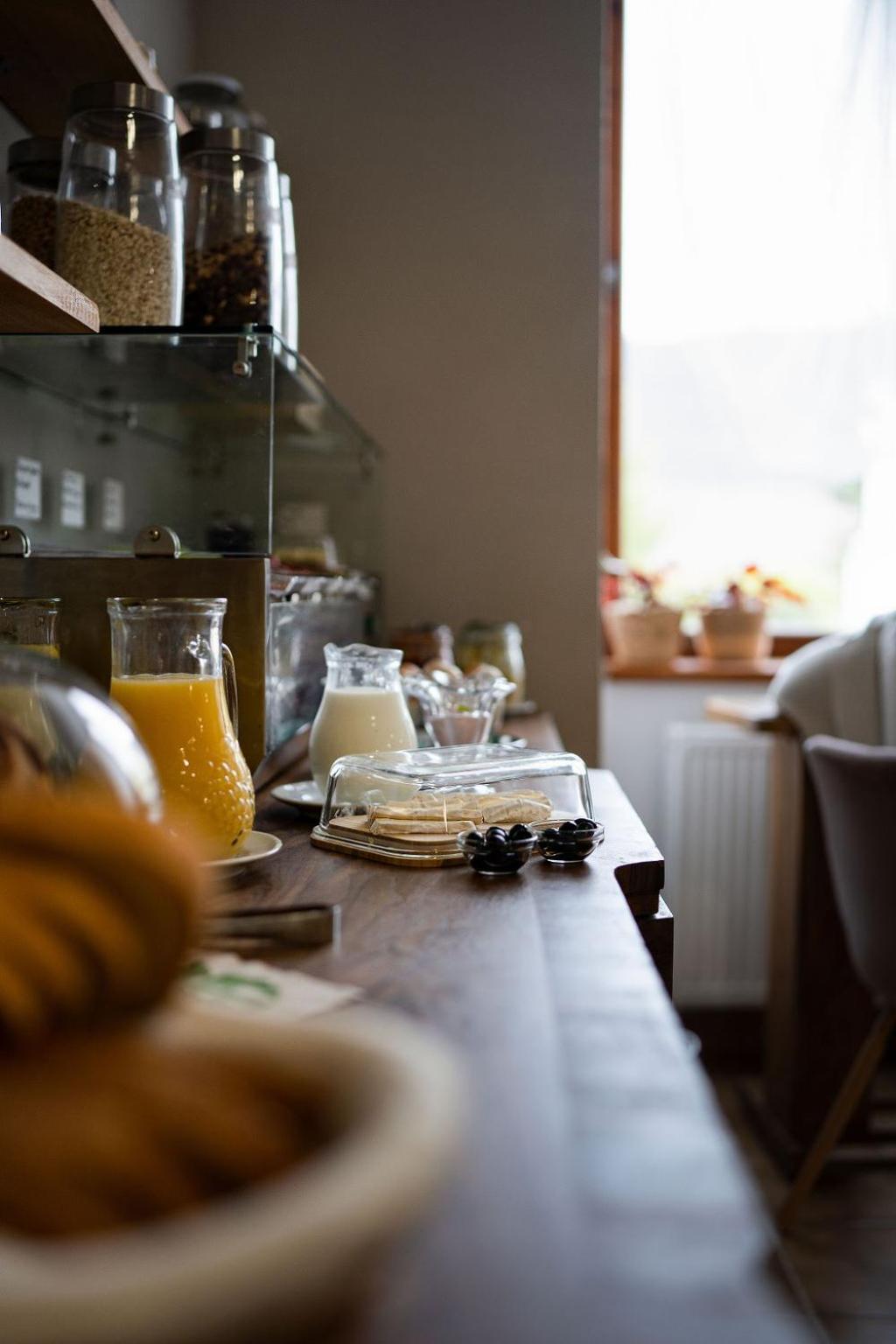 Bed & Breakfast Hugo Plesivec Eksteriør billede